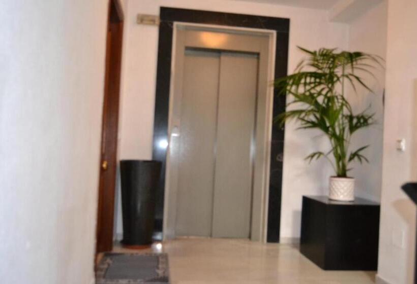 膳宿费 Hostal Gonzalez