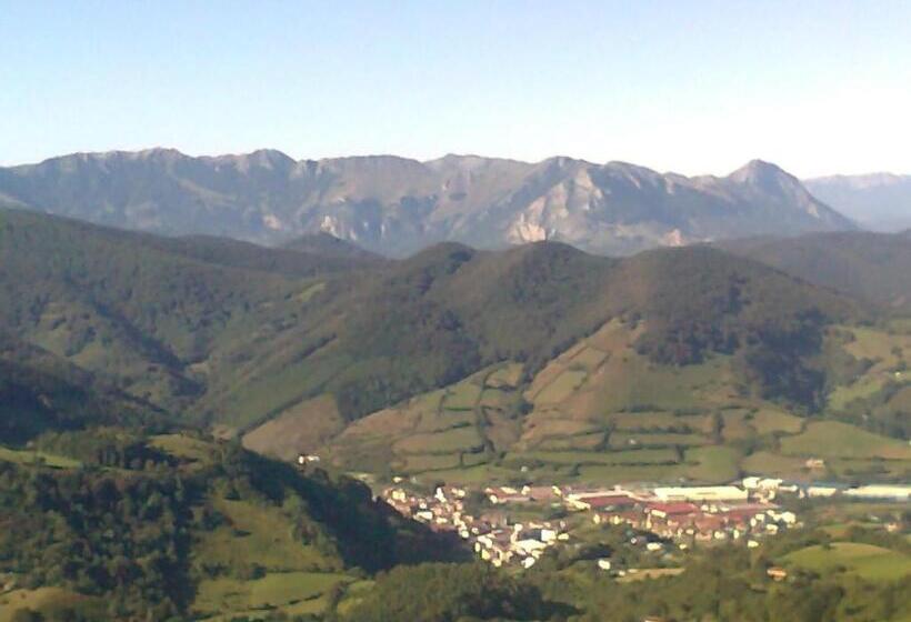 膳宿费 Hostal Cicloturismo Lopenea