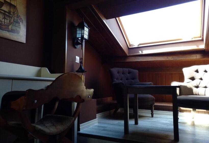 膳宿费 Hostal Medievo