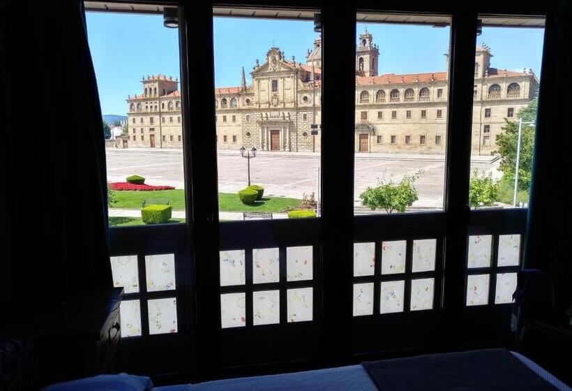 膳宿费 Hostal Medievo