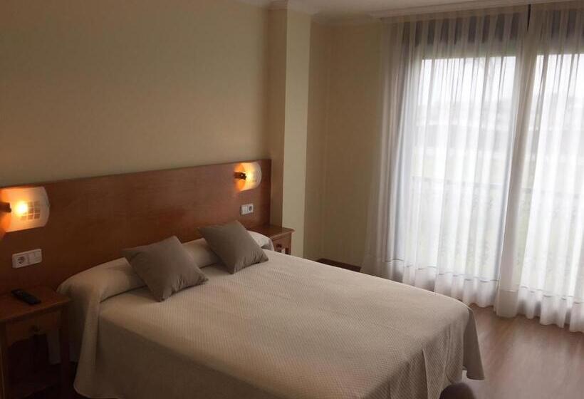 펜션 Hostal Santa Baia