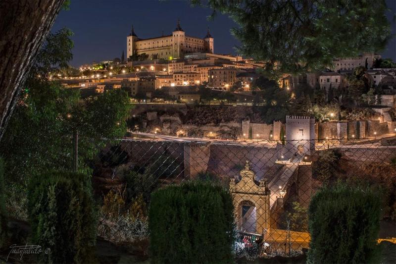 پانسیون Hostal Santa Barbara