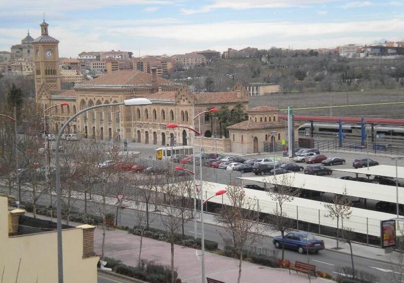 پانسیون Hostal Santa Barbara