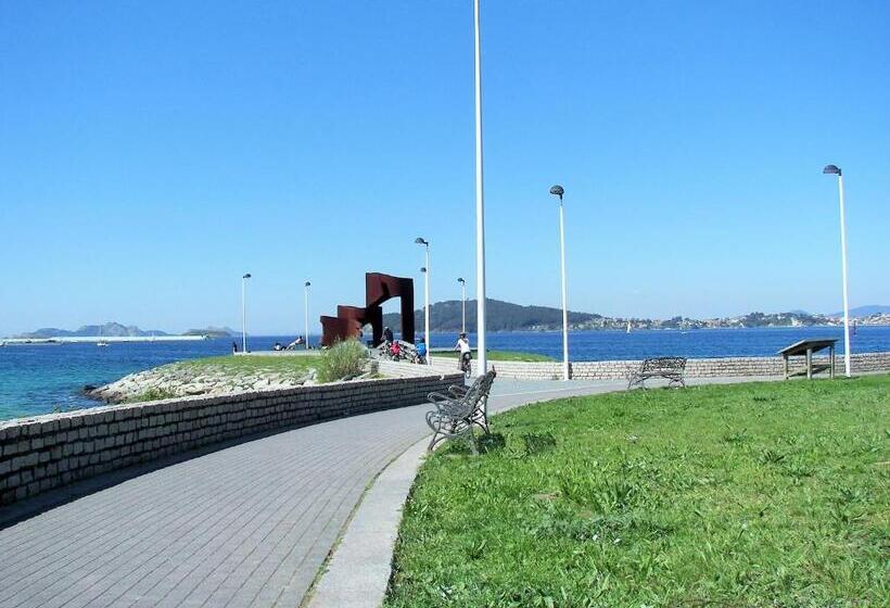 بنسيون Hostal Santa Marta Playa