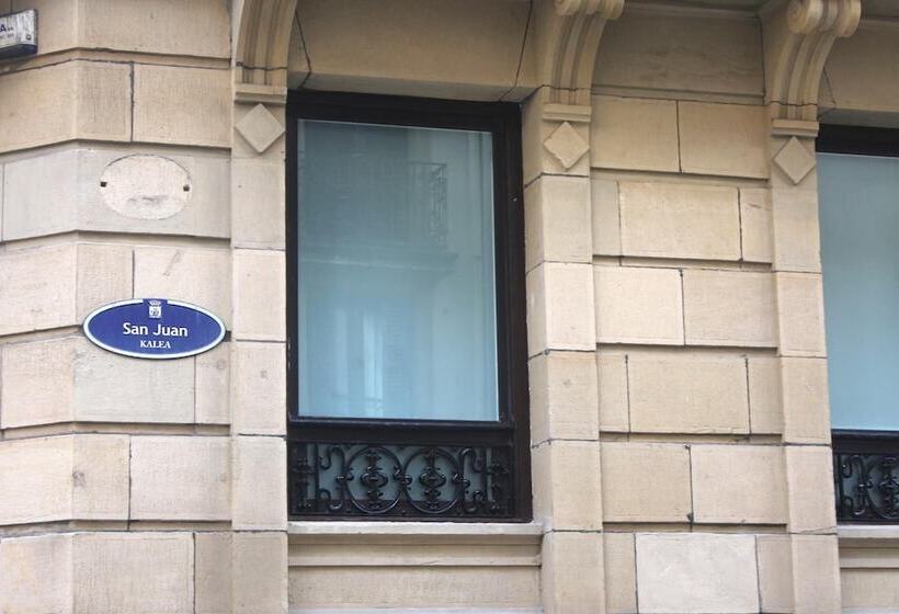 Пансион Talaia Ht