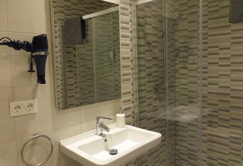 پانسیون Talaia Ht