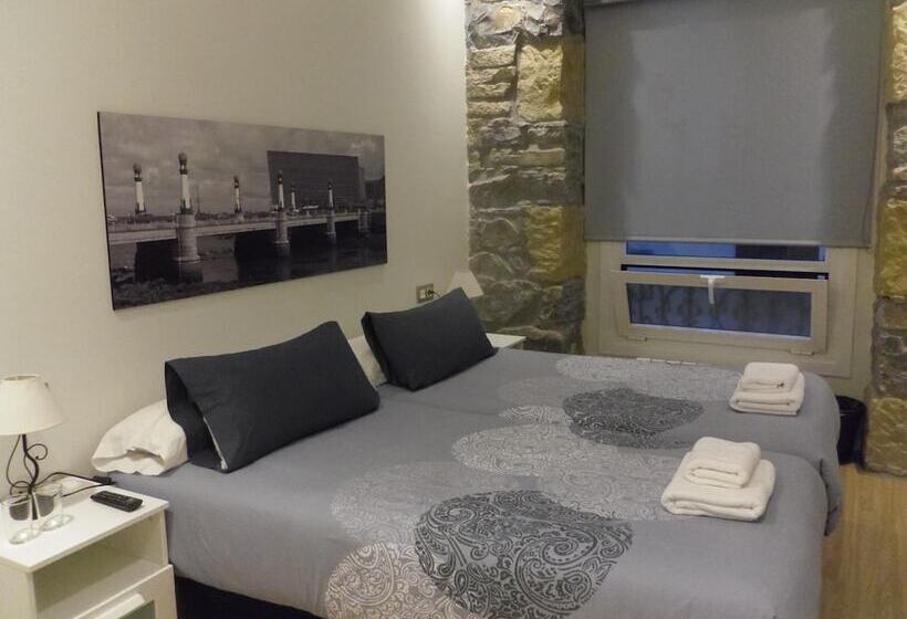 پانسیون Talaia Ht