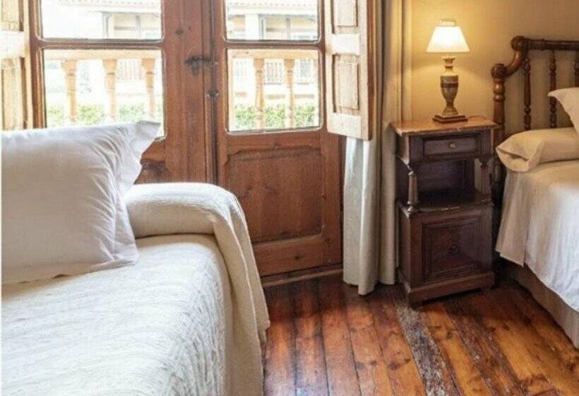 هتل Posada Los Lienzos