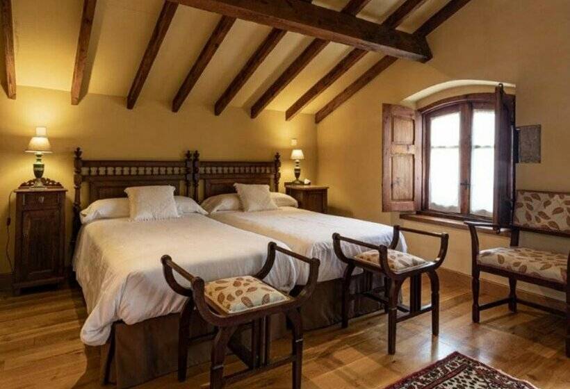 هتل Posada Los Lienzos