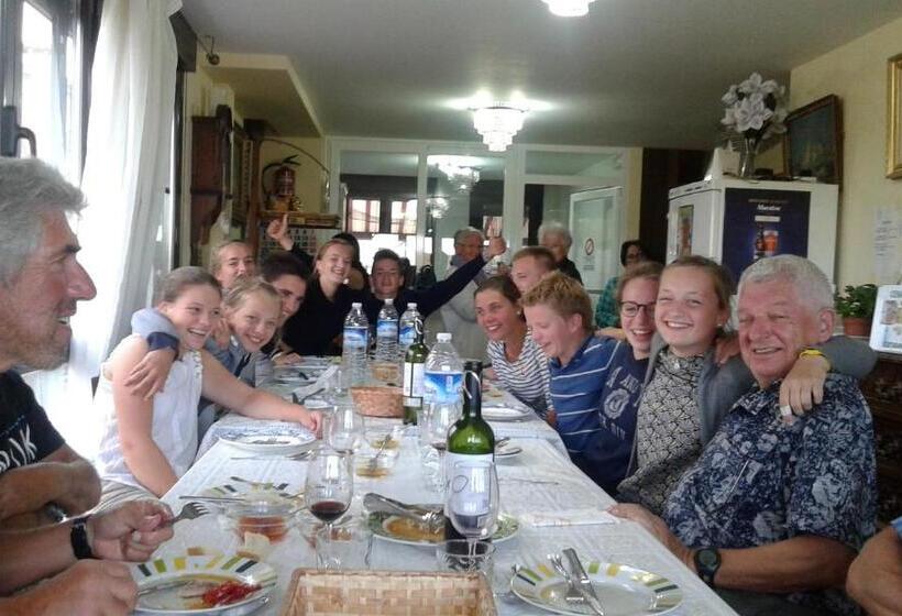 پانسیون Albergue Victoria