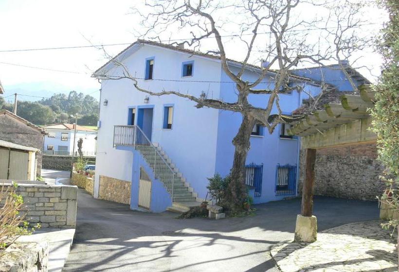 بنسيون Casa Mariví