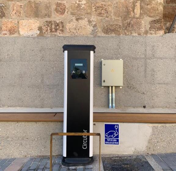 پانسیون Castillo De Grisel