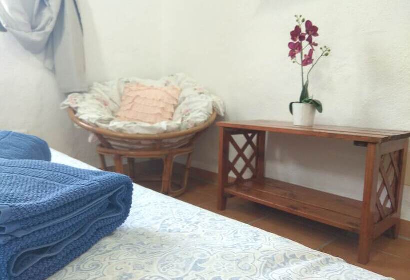 פנסיון El Cerro De La Luna