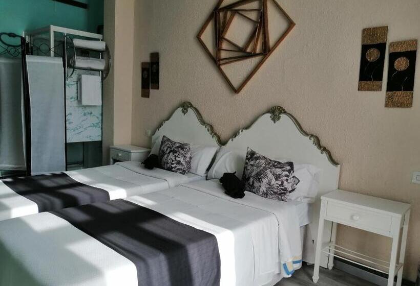 ペンション Hospedaje Botin