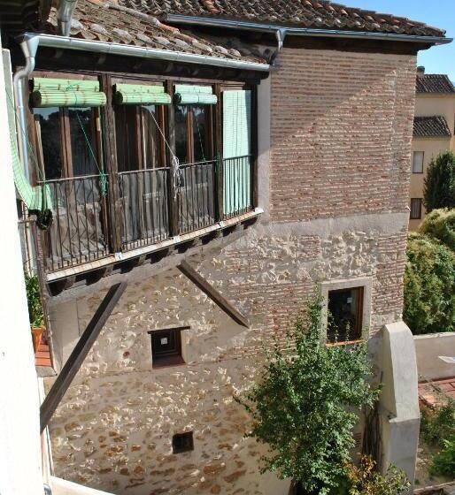 پانسیون Hospedaje La Judería