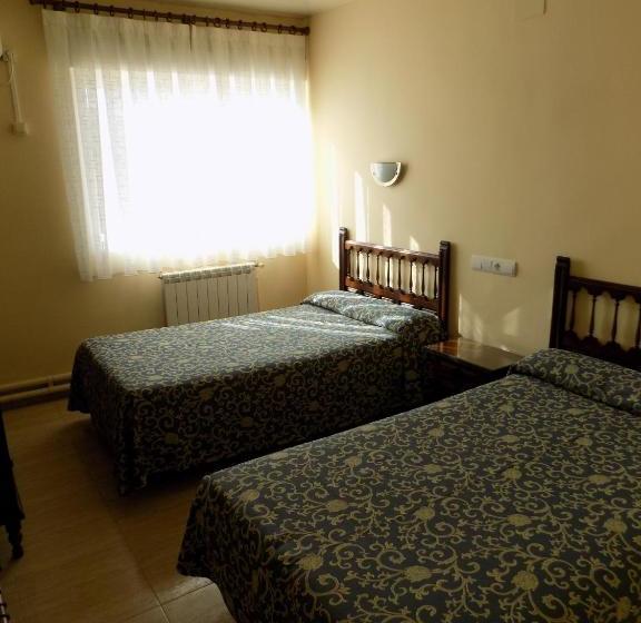 פנסיון Hostal Amigo