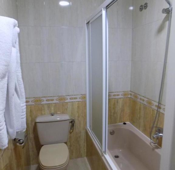 פנסיון Hostal Amigo