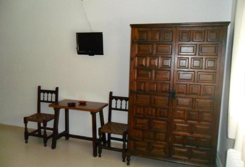 פנסיון Hostal Amigo