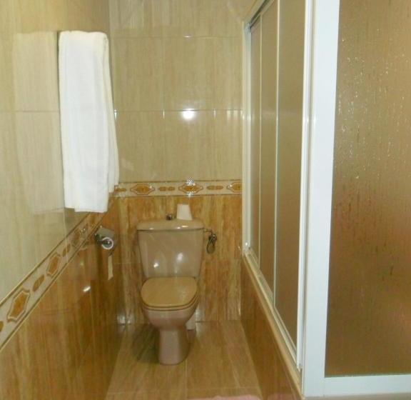 بنسيون Hostal Amigo