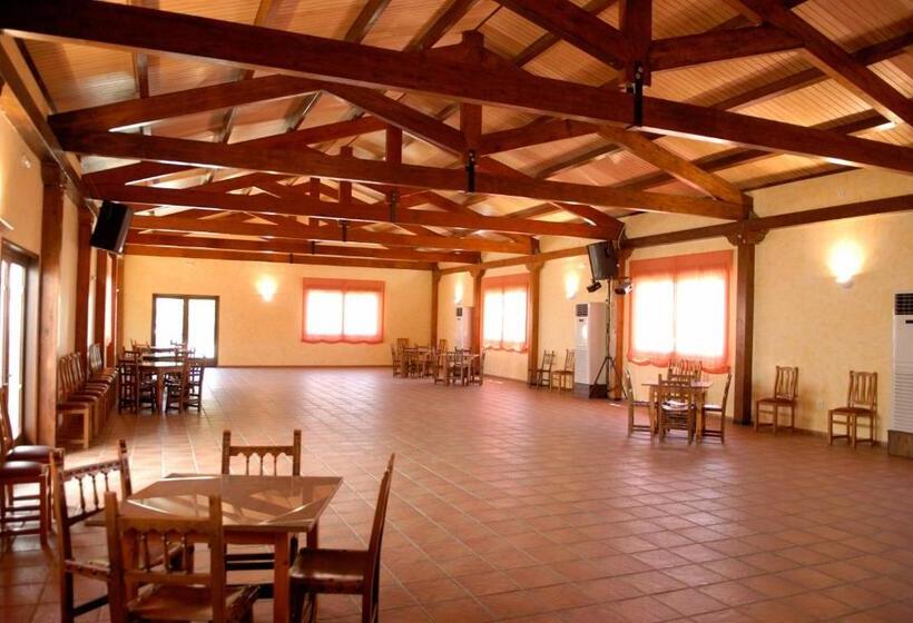 بنسيون Hostal Amigo