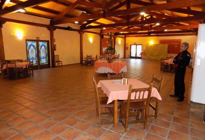 بنسيون Hostal Amigo