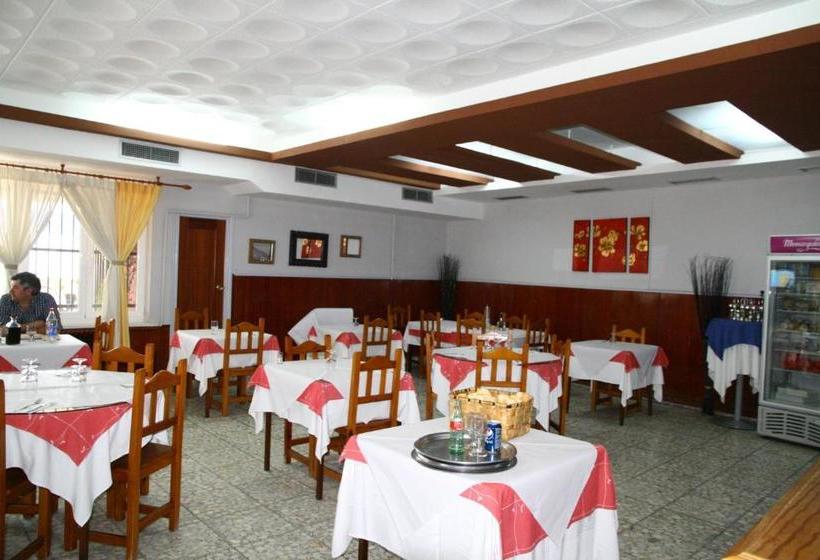 بنسيون Hostal Asturias