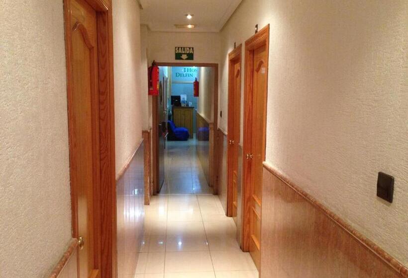 بنسيون Hostal Delfin Verde