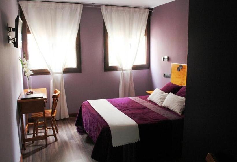 پانسیون Hostal Extremeño