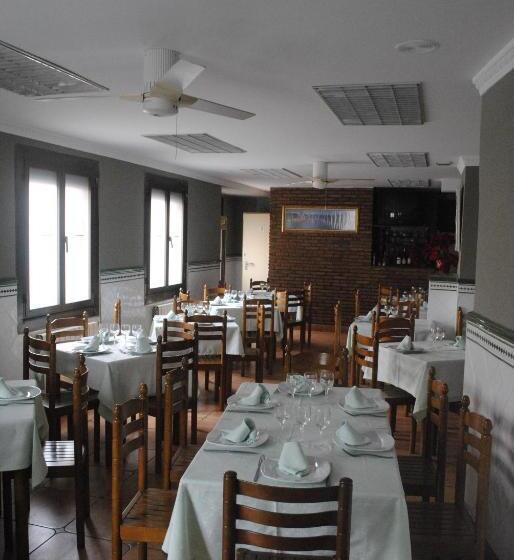 بنسيون Hostal La Cortijana