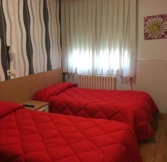 بنسيون Hostal La Cortijana