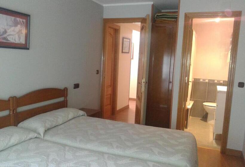 Пансион Hostal Les Bedules