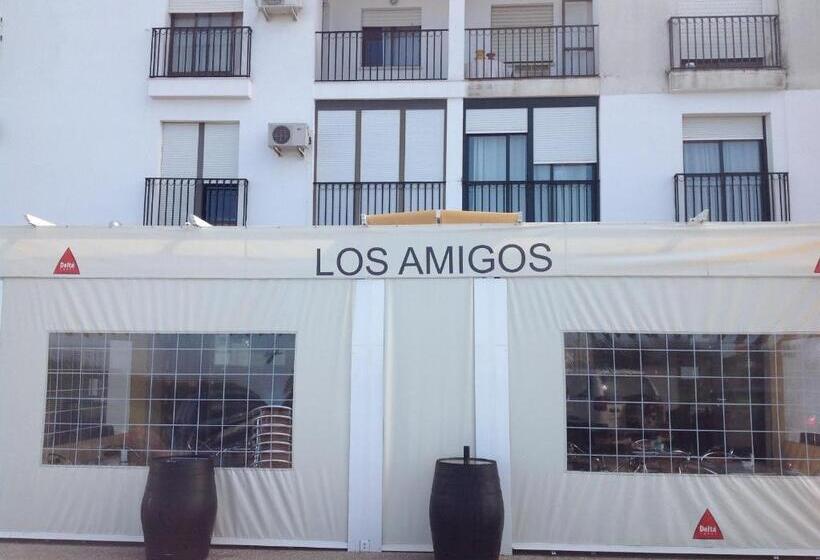膳宿费 Hostal Los Amigos