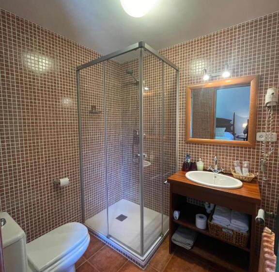 بنسيون Hostal L´ou De Reig