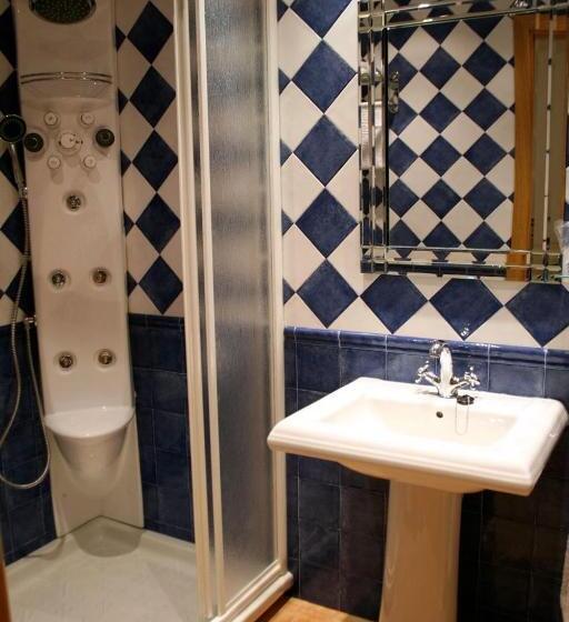 پانسیون Hostal Mesón Castilla