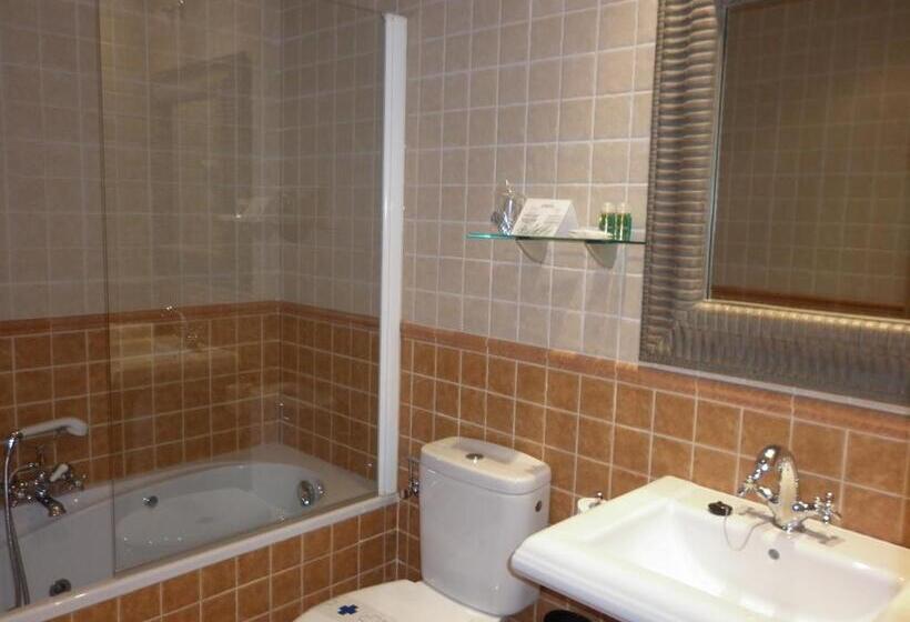 پانسیون Hostal Mesón Castilla