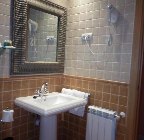 پانسیون Hostal Mesón Castilla