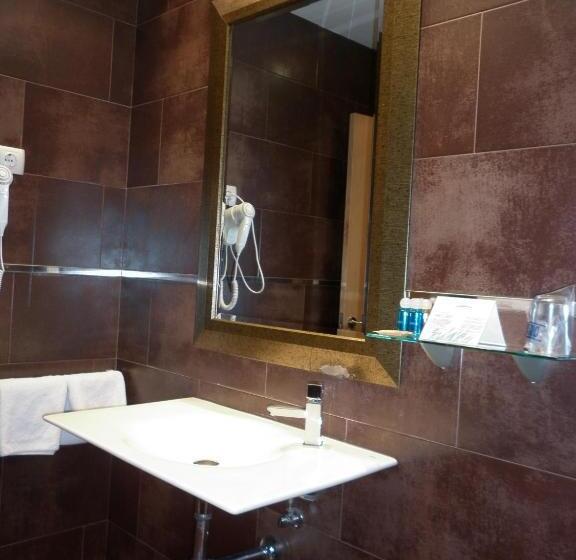 پانسیون Hostal Mesón Castilla