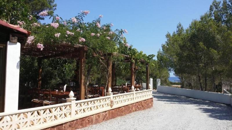 פנסיון Hostal Restaurante Pou Des Lleó