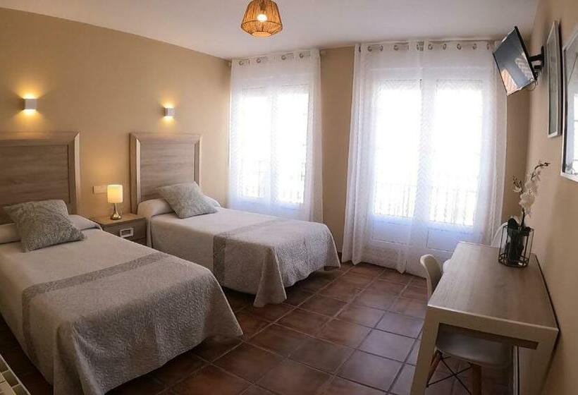 펜션 Hostal Santiago