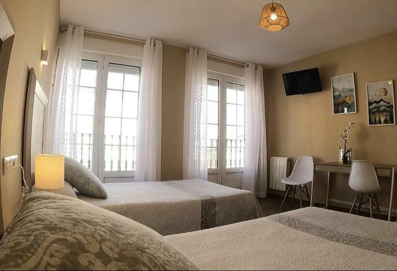 펜션 Hostal Santiago