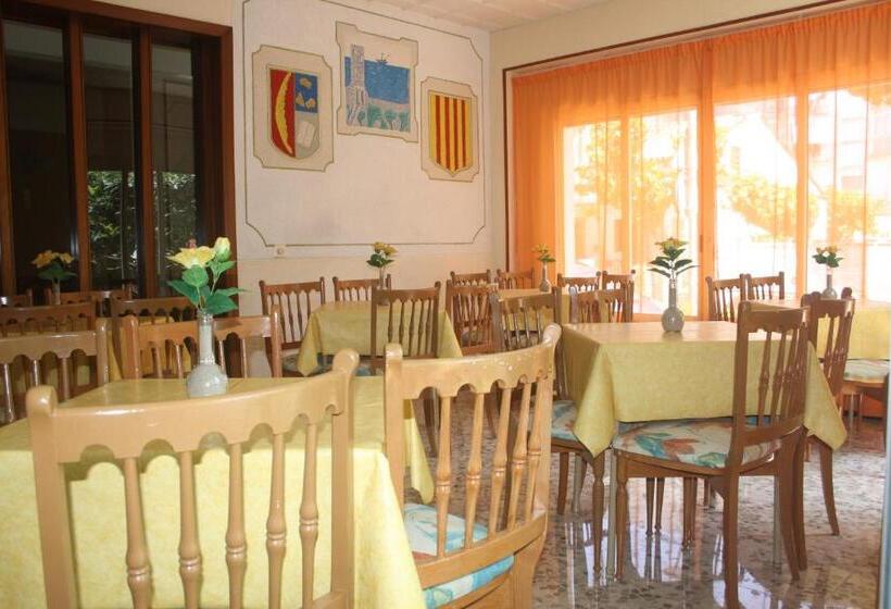 ペンション Hostal Torre Mar