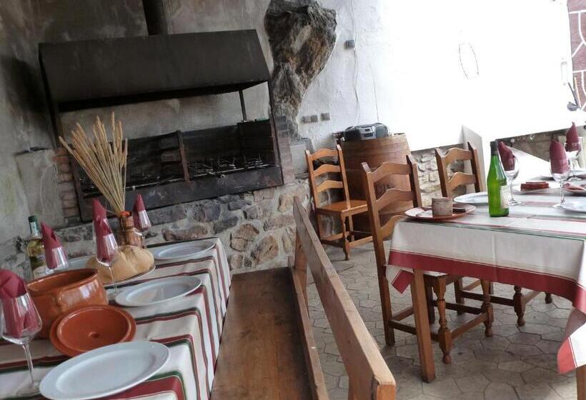 펜션 Matxitxulo Family Rooms