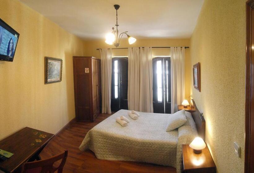 Pensión Plaza Del Ayuntamiento