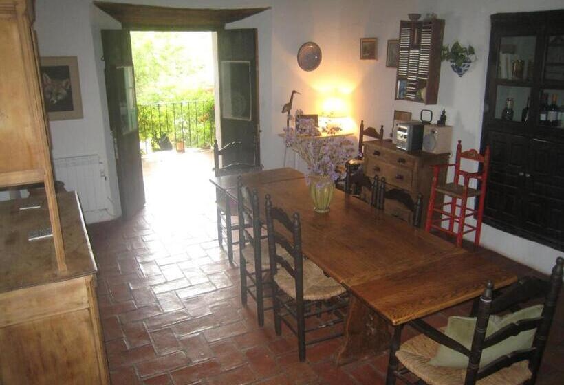 פנסיון Posada Del Castaño