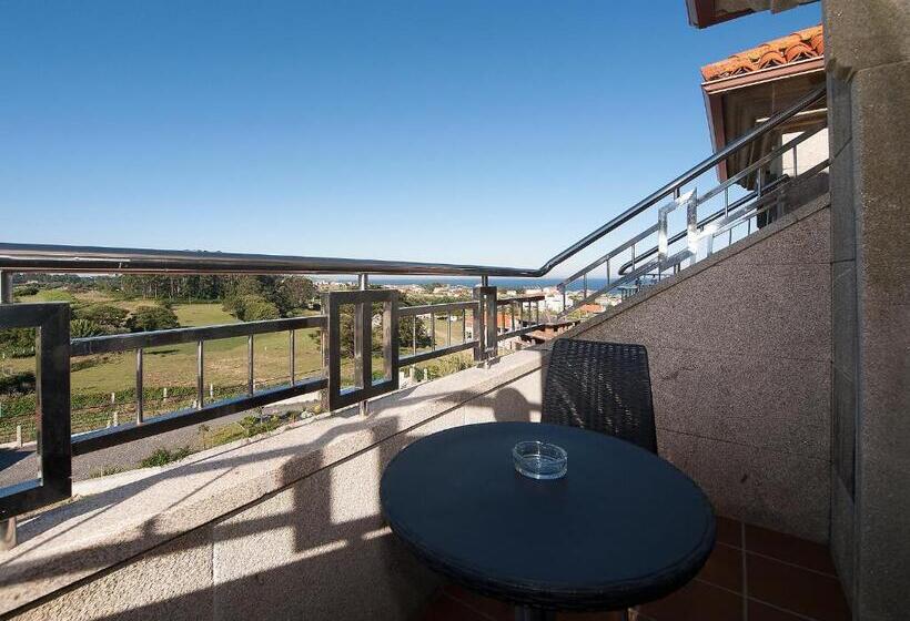 Pensión Residencia A Cruzán