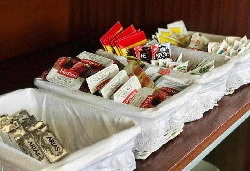 Pensión Residencia A Cruzán