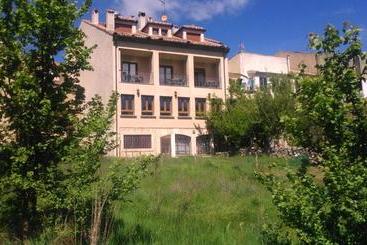پانسیون La Mesta