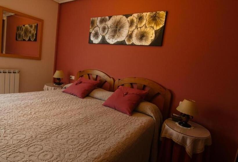 پانسیون Tolare Berri