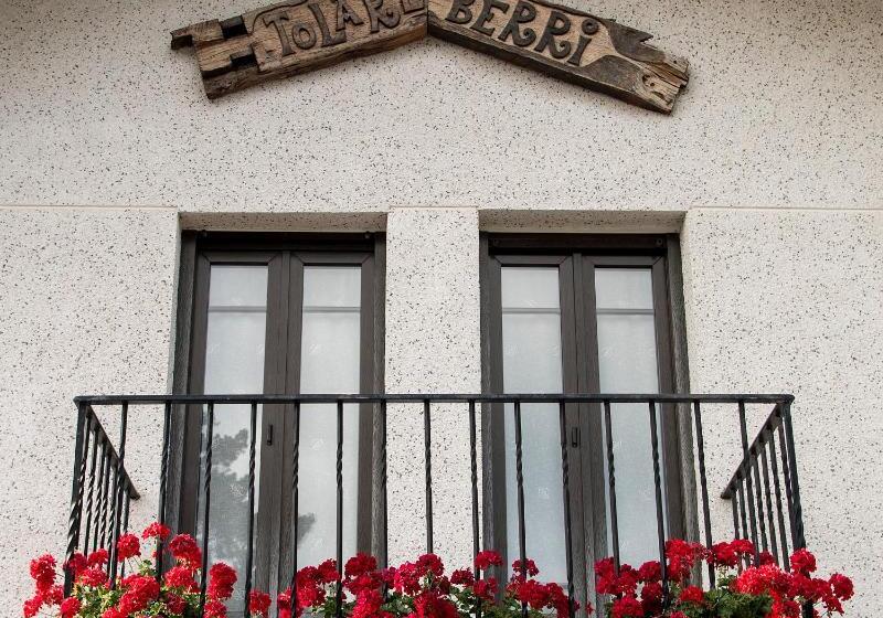 پانسیون Tolare Berri