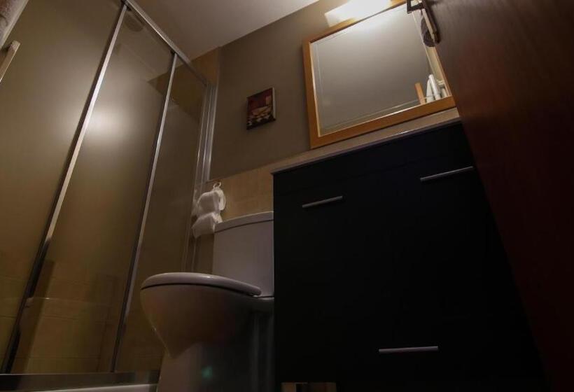 پانسیون Tolare Berri